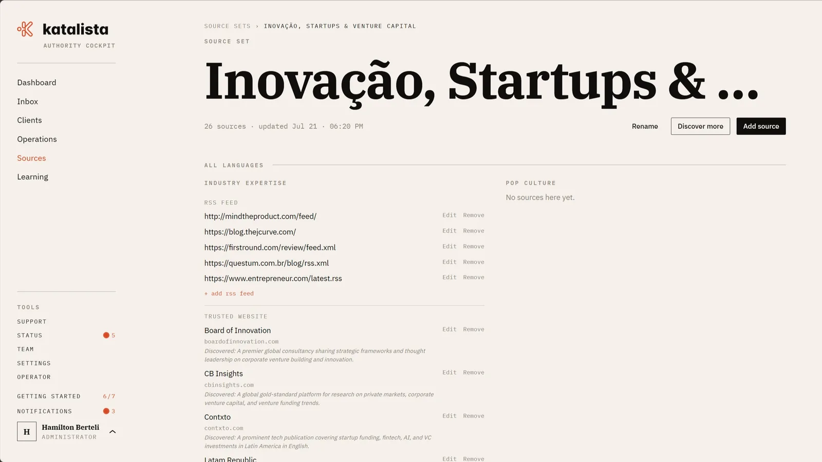 Dentro de um conjunto: cada feed e cada site confiável, e o que cada um cobre